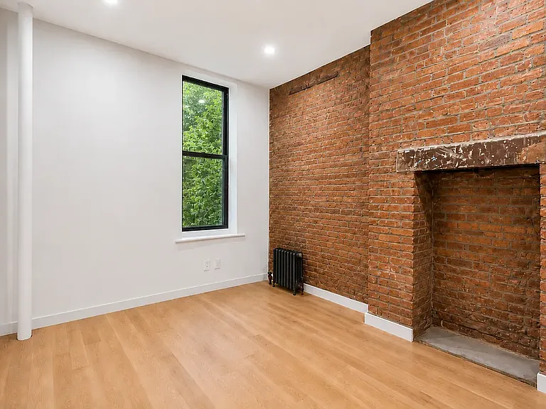 199 Malcolm X Blvd #1R — Photo 5