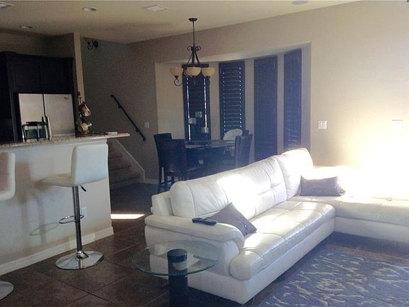 4th image of 14302 E Cave Ave