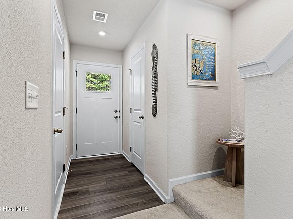 4th image of 1504 Lambsberry Circle