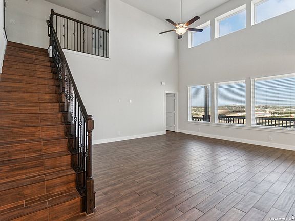 4th image of 25322 DONAHUE DR