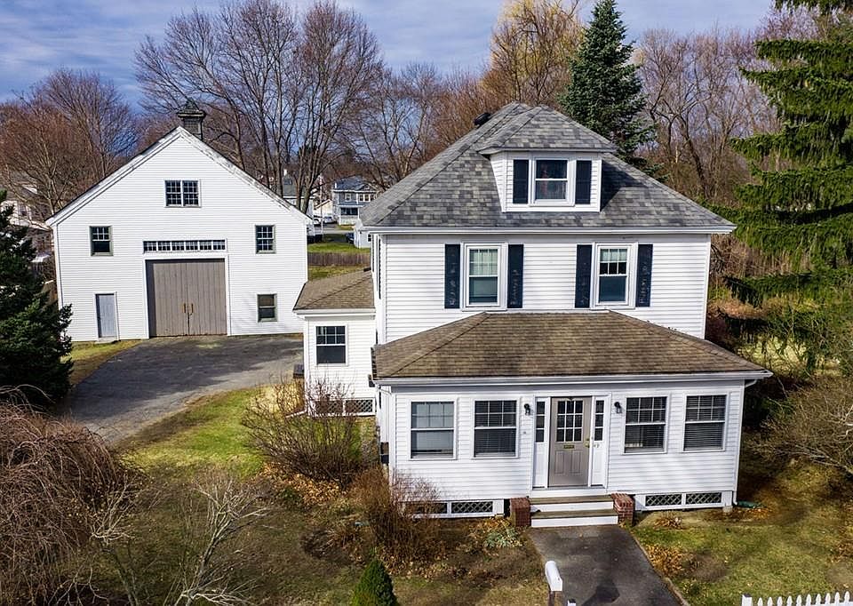 1st image of 49 Kingsbury Ave