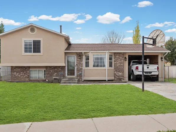 7705 W Consiline Ave, Magna, UT 84044