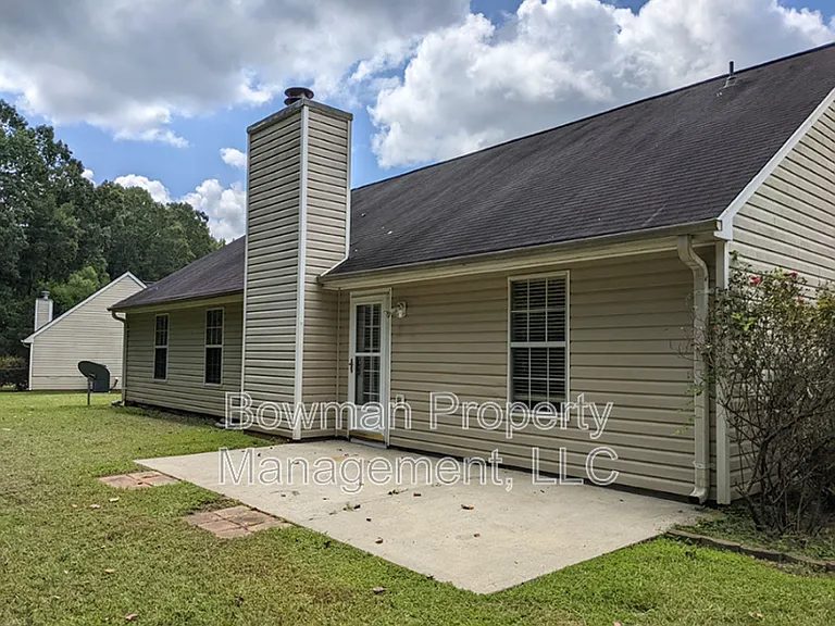 239 Jasmine Trl — Photo 26