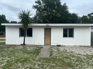 405 4th St NE, Largo, FL 33770