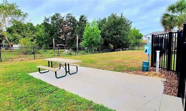 393 Madison Dr — Photo 30