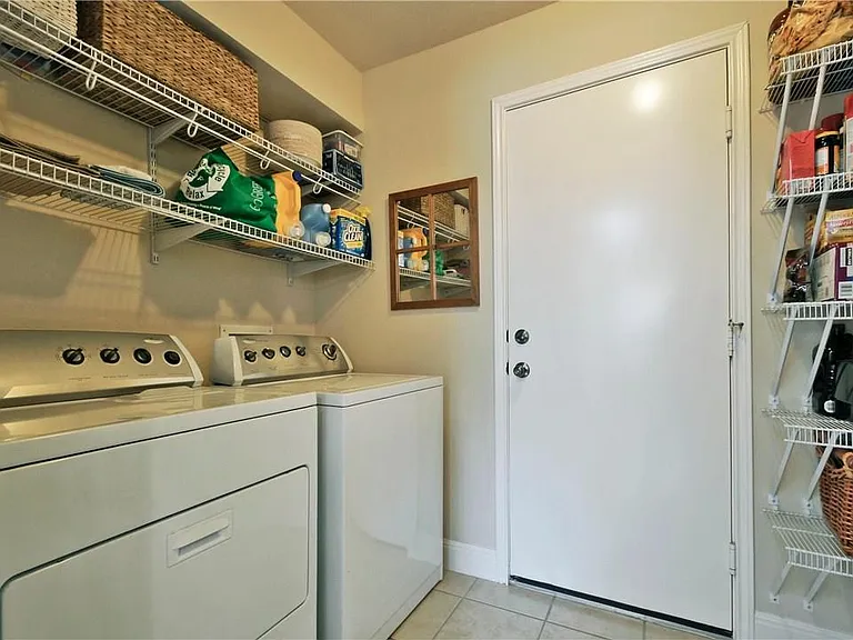 3345 Winding River Trl — Photo 13