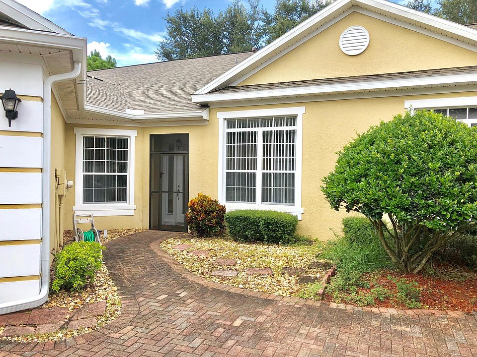 1st image of 137 Bauer Cir
