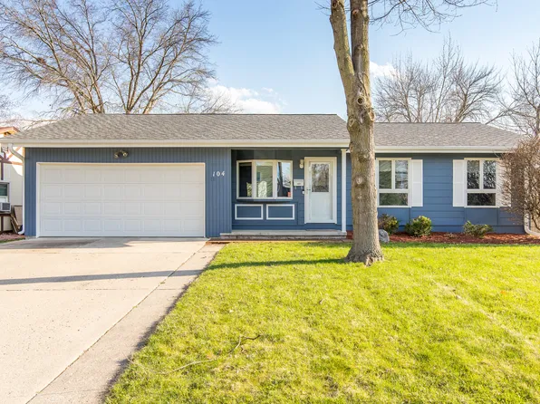 104 Oneil Dr #O, Ames, IA 50010