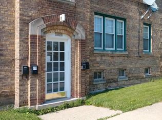 5924 W 37th St, Cicero, IL 60804