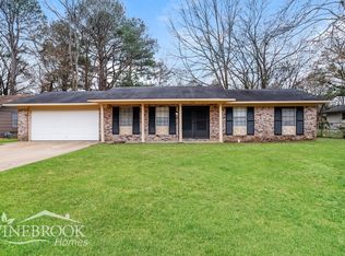 5741 Wildflower Dr, Jackson, MS 39209