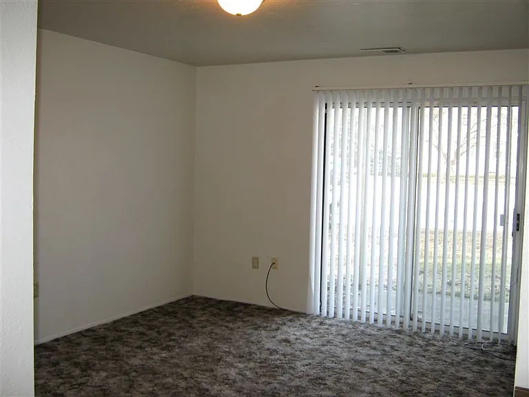 Living Room in B units