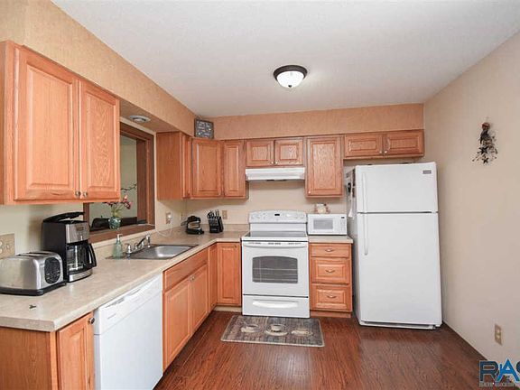 5th image of 6001 W Bakker Park Dr