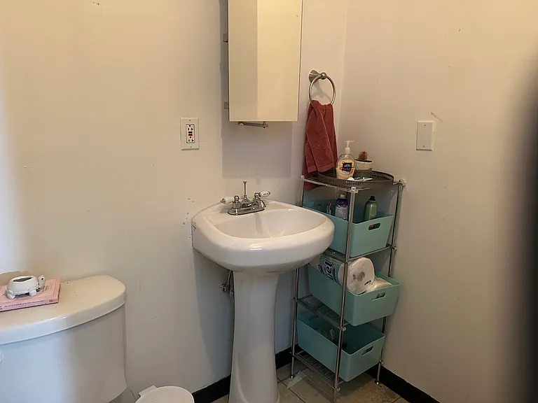 2412 W North Ave #2 — Photo 6