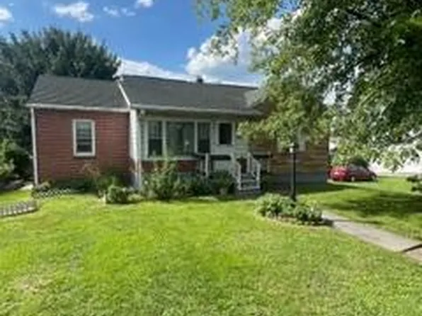 1338 Winchester Ave, Martinsburg, WV 25405