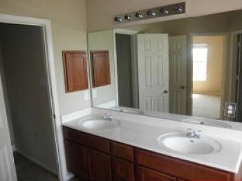 4th image of 11500 Sunny Creek Ln