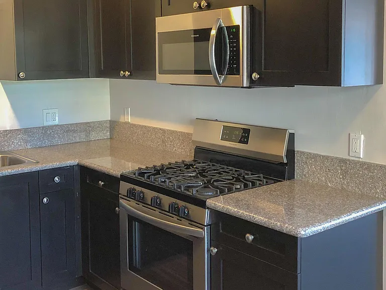 4157 Central Ave — Photo 10