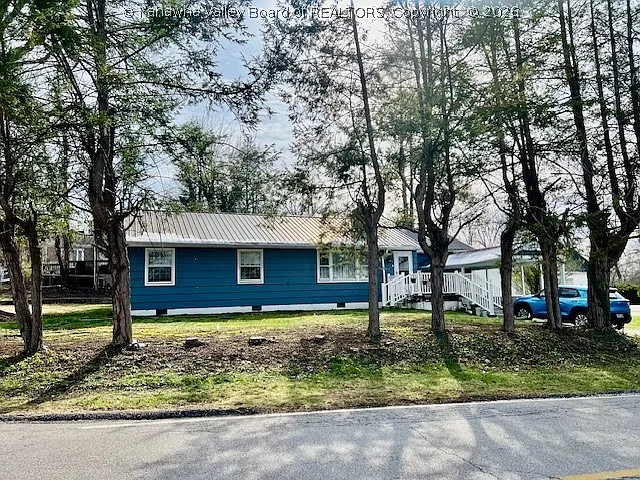 801 Sherwood Rd photo 1