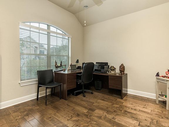 4th image of 4012 Vinalopo Dr