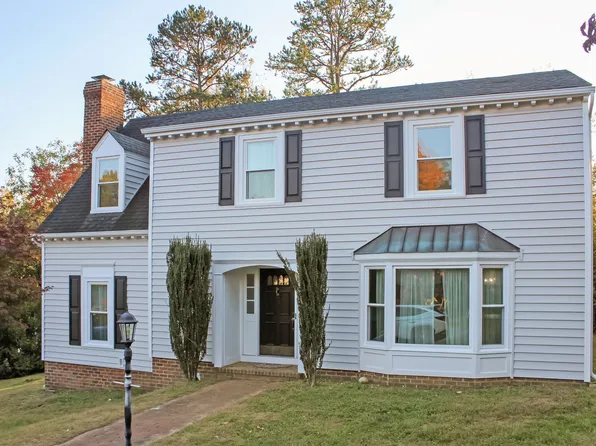 1205 Bixham Ln, Charlottesville, VA 22901