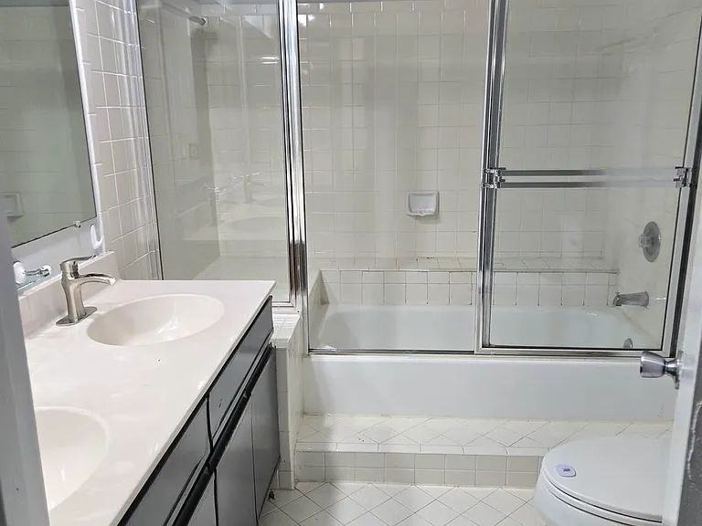 3315 Sir Thomas Dr #33-4-B — Photo 8