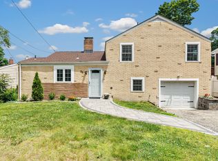 25 Coram Rd, Shelton, CT 06484