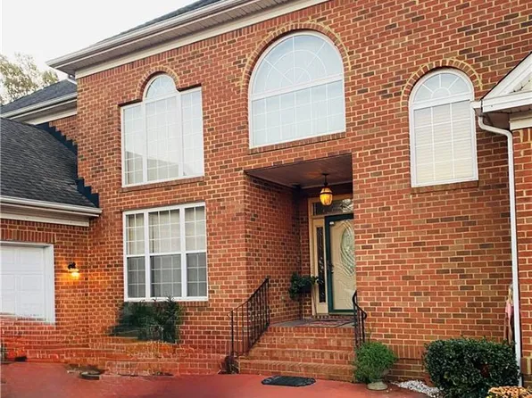 3187 S Stonebridge Dr, Norfolk, VA 23504