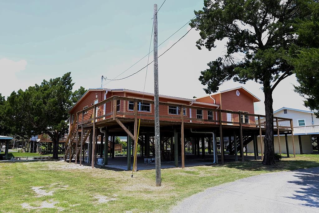 155 E 9th Ave, Horseshoe Beach, FL 32648 MLS 790475 Zillow