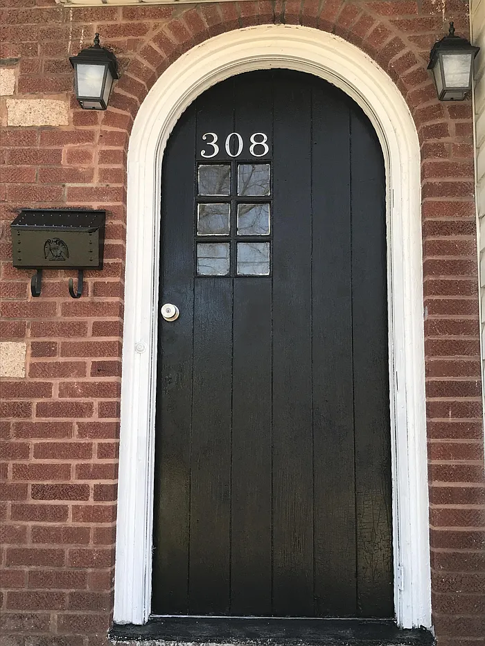 4 bed, 2.0 bath, 1700 sqft, $1,950 — Photo 2