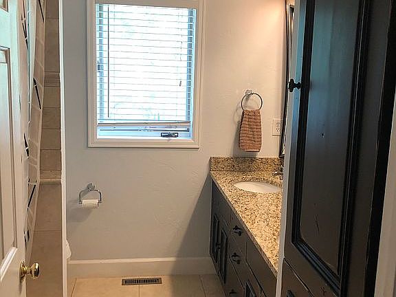 Primary Suite Bathroom