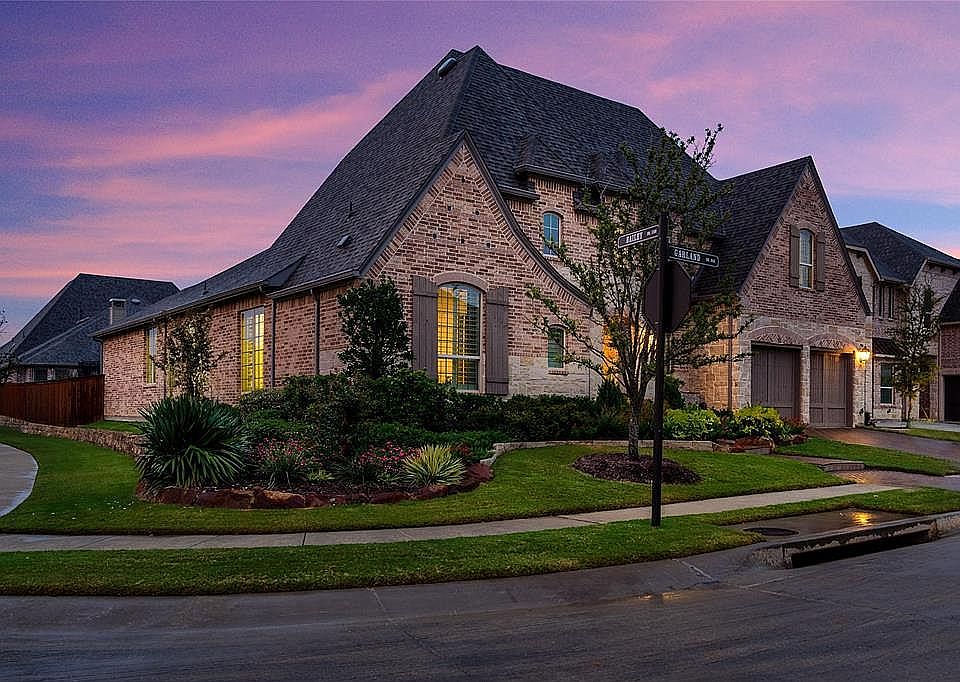1st image of 801 Garland Dr