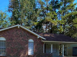 4068 Haliburton St, Memphis, TN 38128