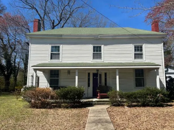 13404 Queen St, Disputanta, VA 23842