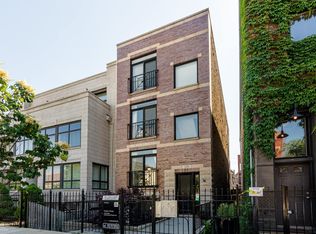 1319 N Bosworth Ave #2, Chicago, IL 60642