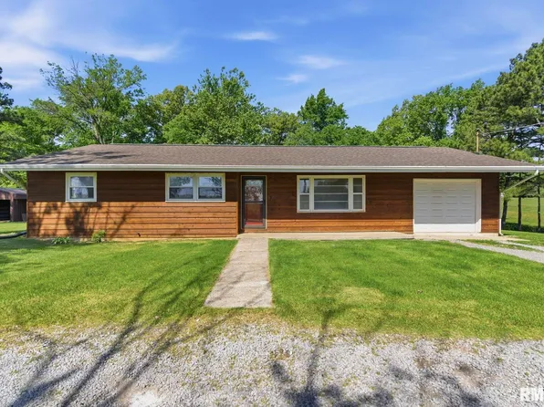 2585 Market Rd, Marion, IL 62959
