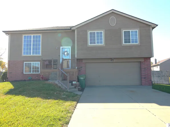 1705 Hogantown Dr, Bellevue, NE 68123