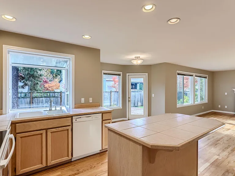 Kitchen/Living Room