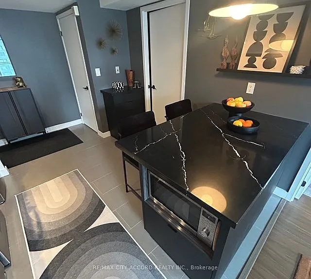 15 Fort York Blvd #1505 — Photo 5