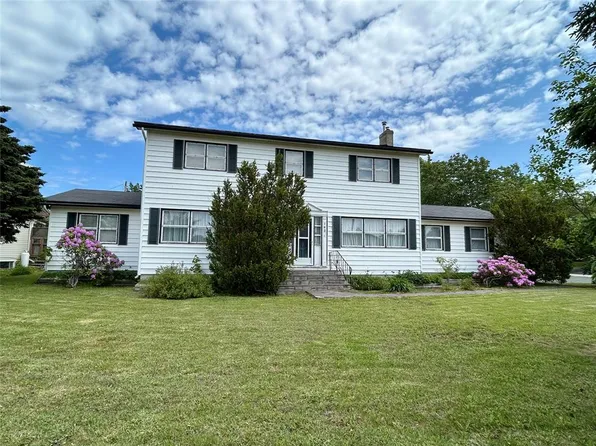 162 Logy Bay Road, St. John's, NL A1A1J8
