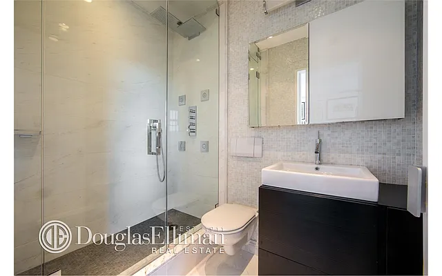 Sold by Douglas Elliman | media 15