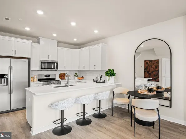 221 Bronze St, Phoenixville, PA 19460