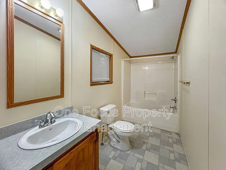 214 Dennison Rd — Photo 11