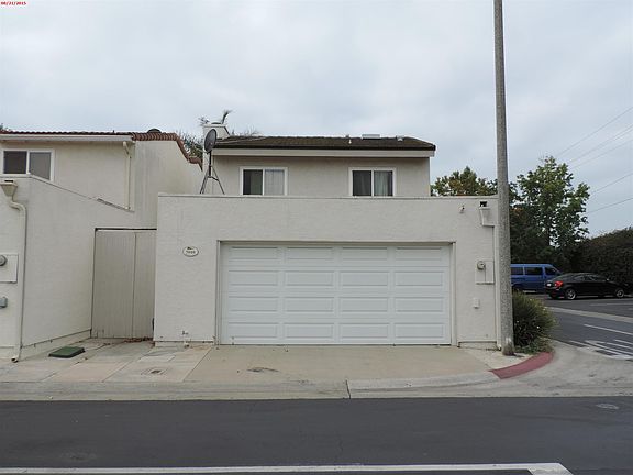 2nd image of 7020 Seawind Dr