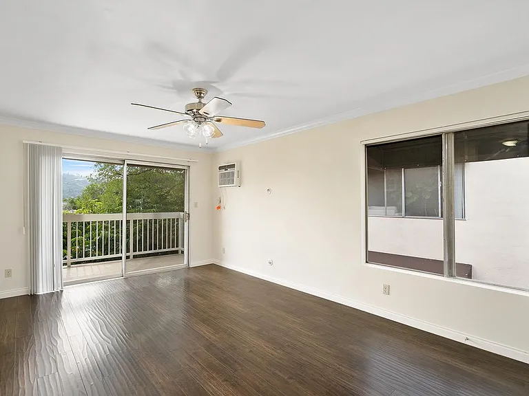 2266 Cazador Dr #17 — Photo 3