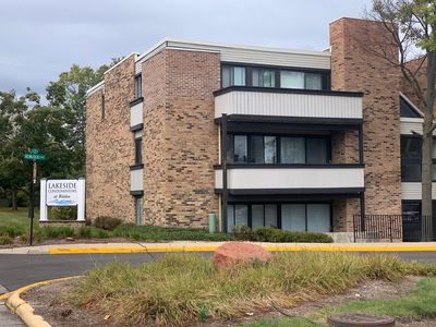 1813 Hemlock Pl APT 107, Schaumburg, IL, 60173