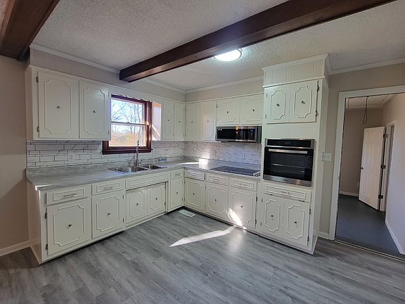 5th image of 108 Hillwood Dr