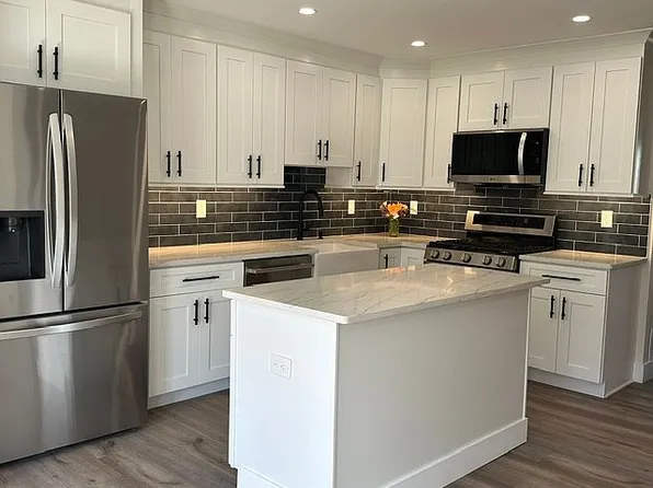 4 Doris Dr, Brick, NJ 08724
