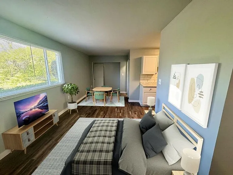 The Flats at Wilmington Pike — Photo 4