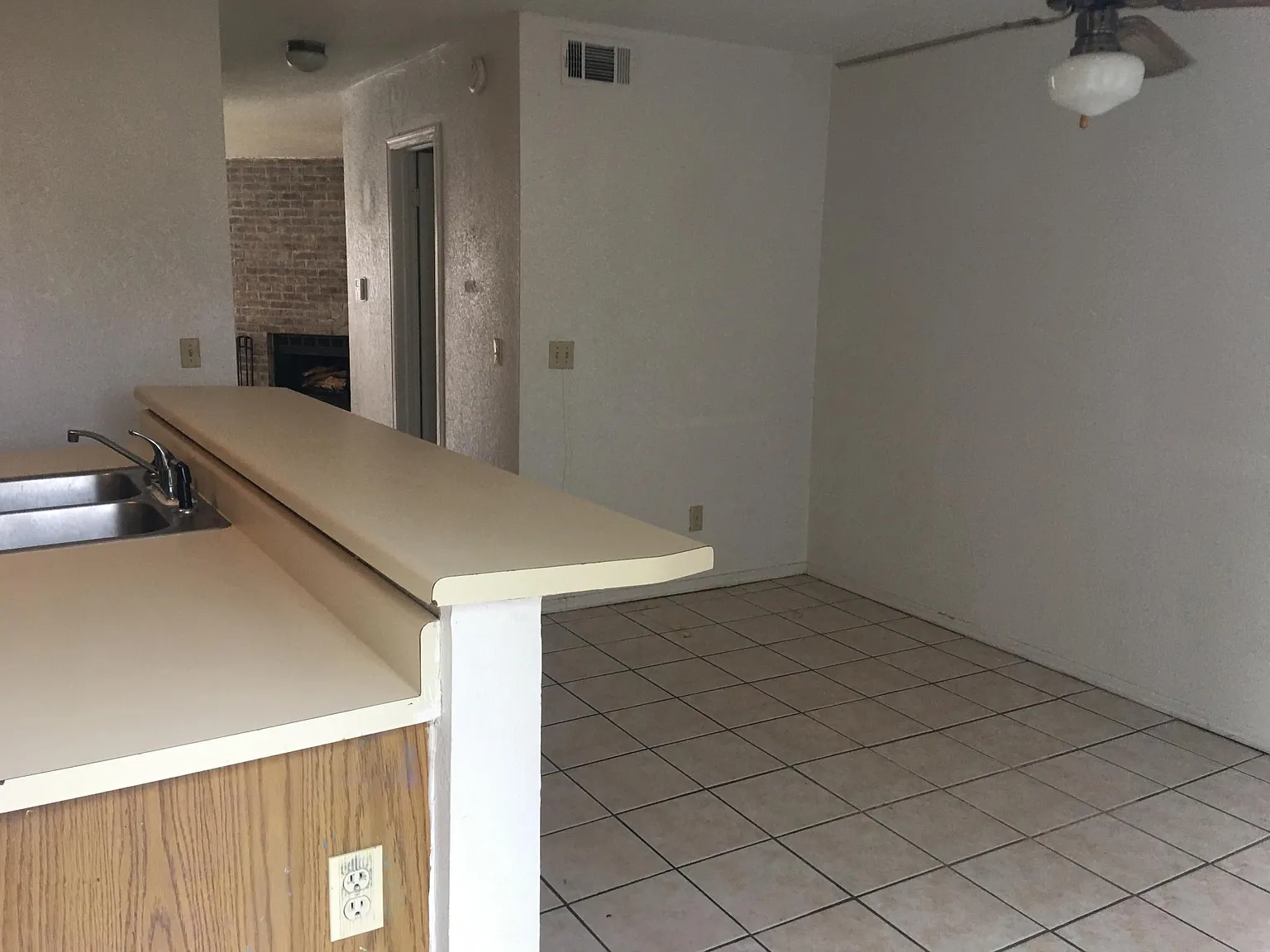 1403 Concord Dr — Photo 3