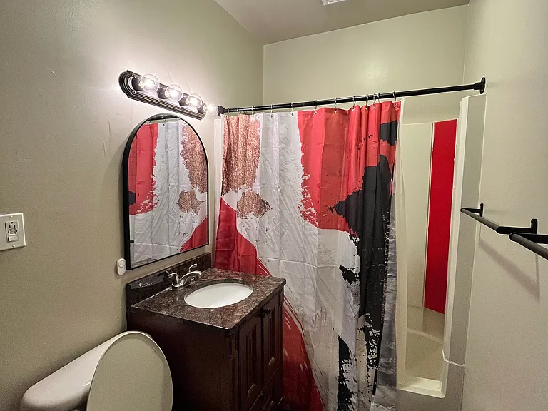 4128 W George St #2 — Photo 13