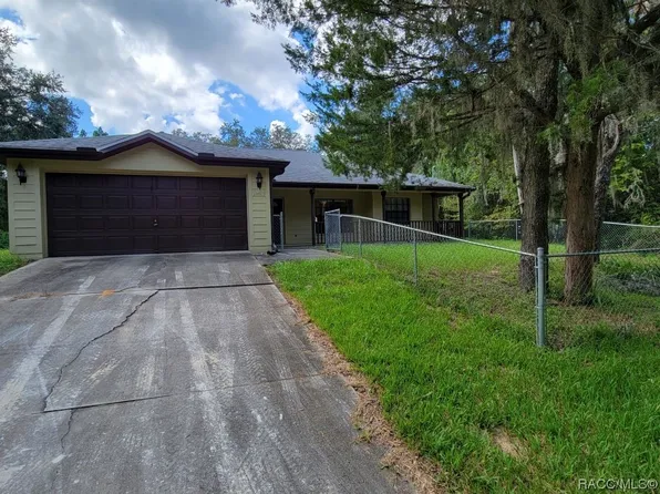 10912 W Grybek Dr, Homosassa, FL 34448